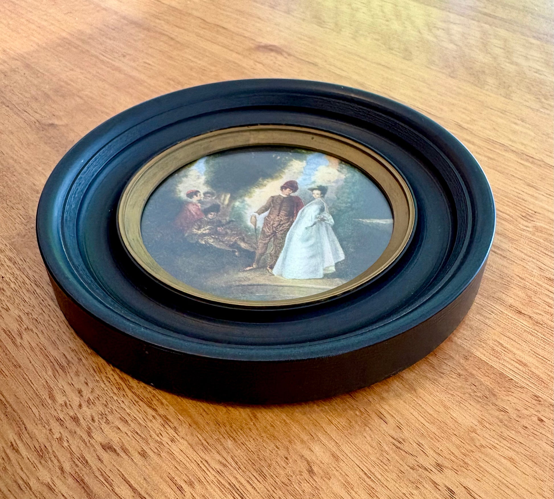 Vintage miniature print, Fountain, round framed artwork